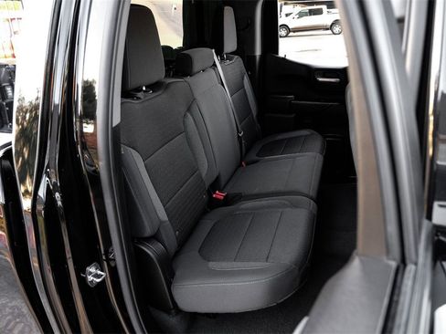 Used 2022 Chevrolet Silverado 1500 Custom w/ Safety Confidence Package image 34