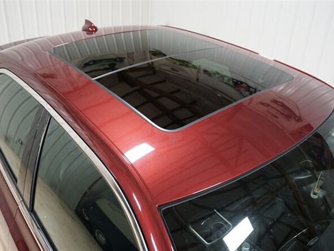 Used 2015 Chrysler 300 C w/ Light Group RWD image 12