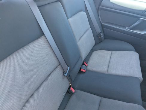 Used 2006 Subaru Legacy 2.5i Limited image 10