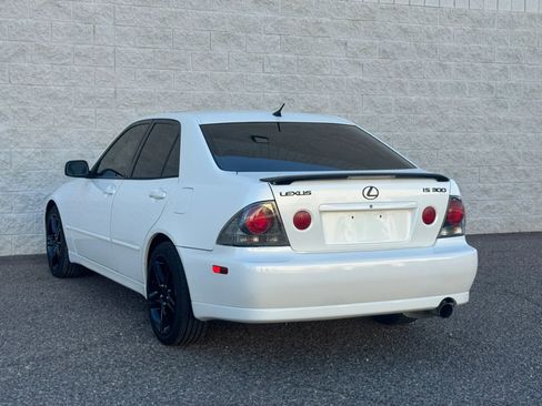 Used 2004 Lexus IS 300 RWD image 8