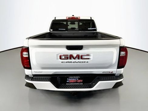 Used 2024 GMC Canyon AT4 AWD/4WD image 6