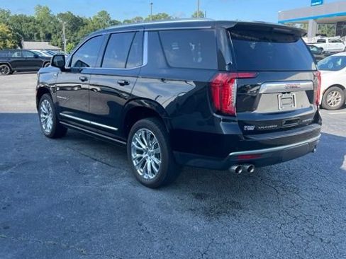 Used 2023 GMC Yukon Denali AWD/4WD image 6