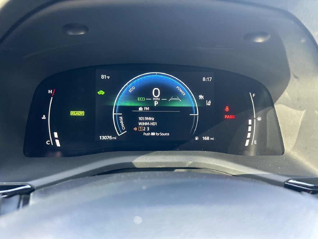 Used 2025 Toyota Camry SE FWD image 22