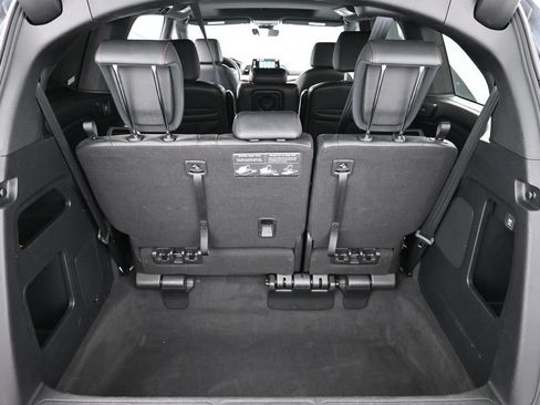 Used 2025 Honda Odyssey Sport-L image 17