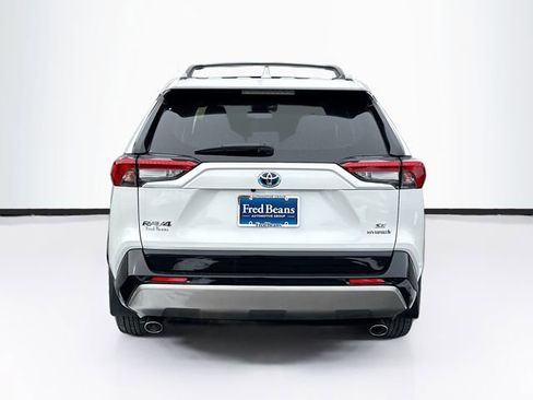 Used 2023 Toyota RAV4 SE image 6