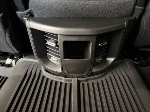 New 2026 RAM 3500 Big Horn AWD/4WD image 34