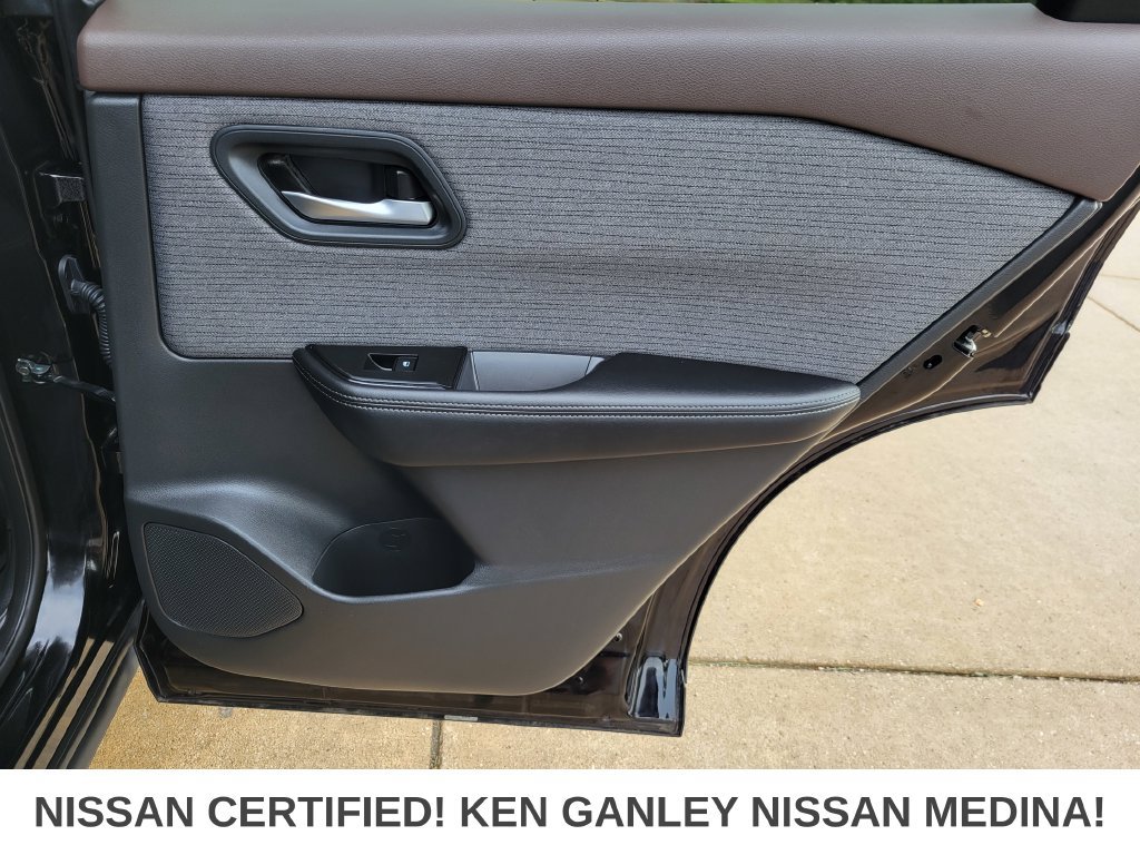 Certified 2023 Nissan Rogue SV AWD/4WD image 47