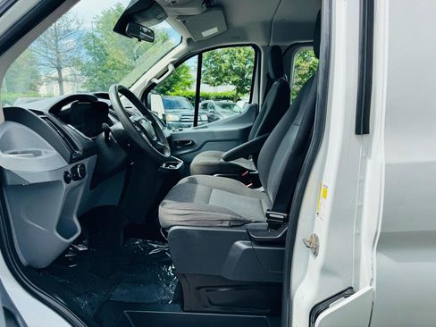 Used 2017 Ford Transit 350 XLT RWD image 13
