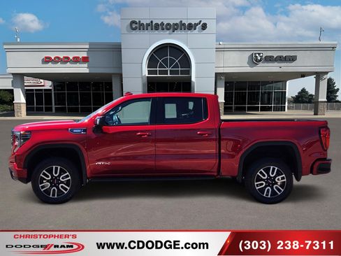 Used 2025 GMC Sierra 1500 AT4 w/ AT4 Premium Package AWD/4WD image 6