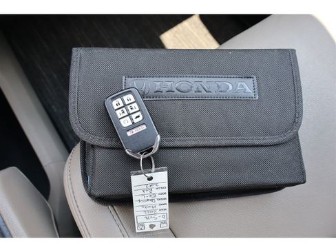 Used 2022 Honda Odyssey EX-L image 44