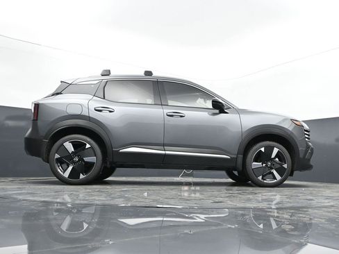 New 2026 Nissan Kicks SR w/ SR Premium Package image 28