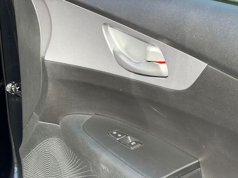 Used 2024 Kia Forte LXS w/ LXS Technology Package FWD image 25