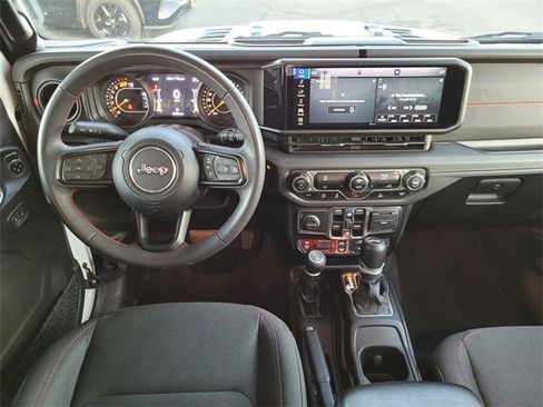 Certified 2024 Jeep Wrangler Unlimited Rubicon image 7