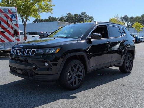 New 2026 Jeep Compass Latitude AWD/4WD image 7