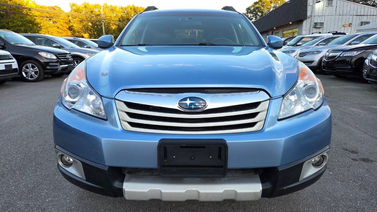 Used 2011 Subaru Outback 2.5i Limited AWD/4WD image 4