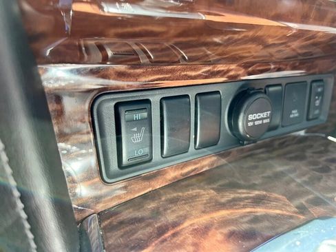 Used 2017 Nissan Armada SL w/ Technology Package image 42