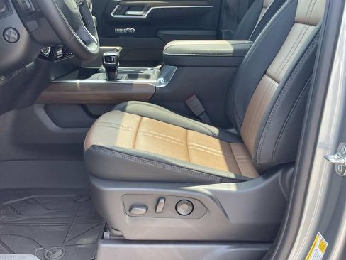 New 2026 Chevrolet Silverado 1500 High Country AWD/4WD image 18