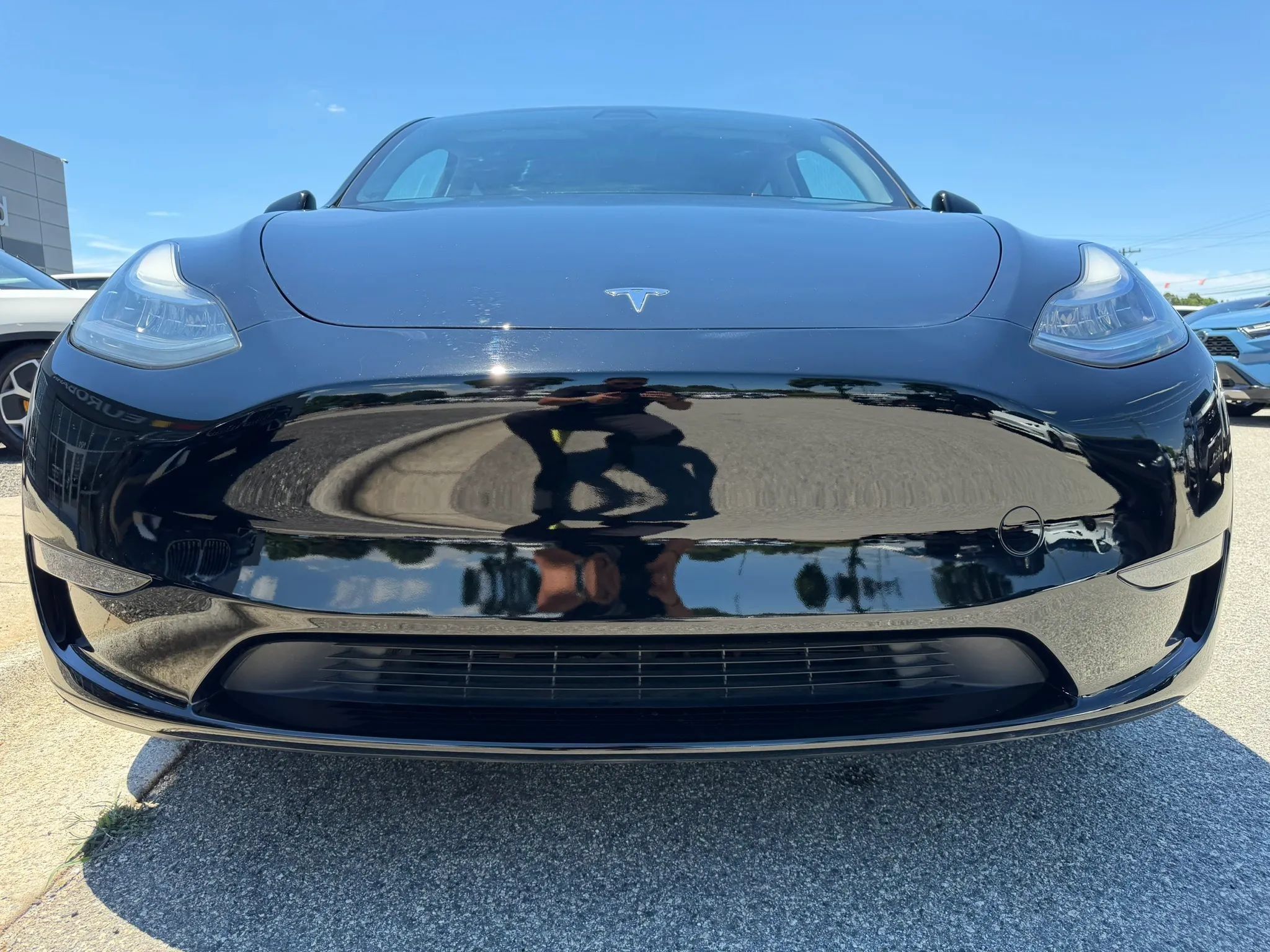 Used 2023 Tesla Model Y Long Range AWD/4WD image 23