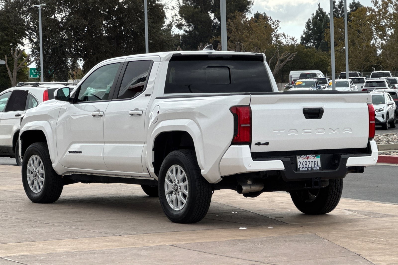Certified 2024 Toyota Tacoma SR5 w/ SR5 Upgrade Package AWD/4WD image 7