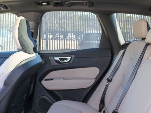 New 2026 Volvo XC60 B5 Plus w/ Climate Package PRO AWD/4WD image 35