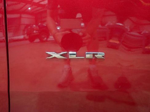 Used 2005 Cadillac XLR RWD image 39