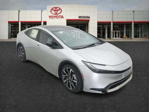 New 2026 Toyota Prius Plug-In Hybrid image 29