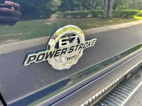 Used 2015 Ford F250 Lariat w/ Lariat Ultimate Package AWD/4WD image 50