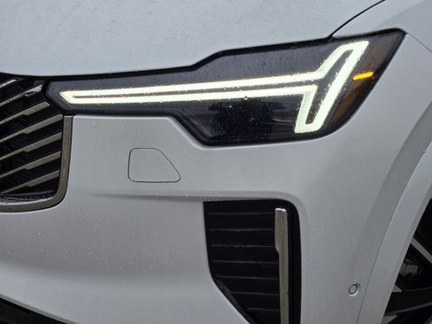 New 2026 Volvo XC90 B6 Ultra image 10