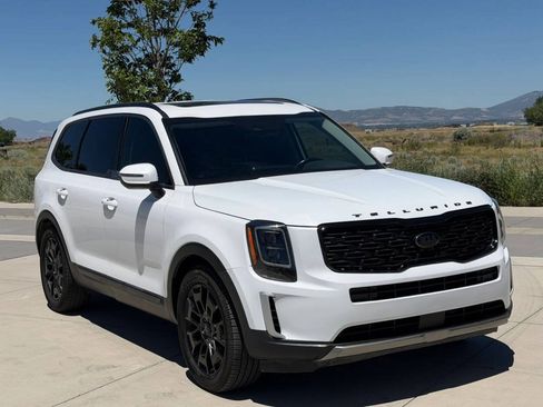 Used 2021 Kia Telluride EX w/ EX Premium Package AWD/4WD image 3