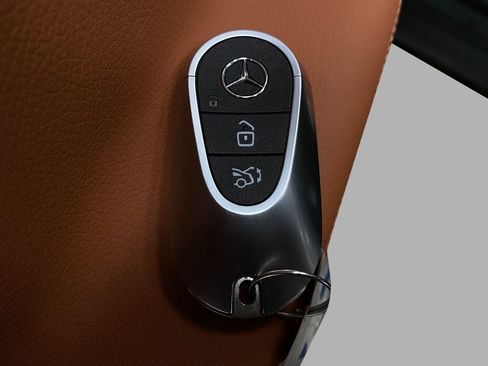 Certified 2026 Mercedes-Benz GLC 300 4MATIC image 65