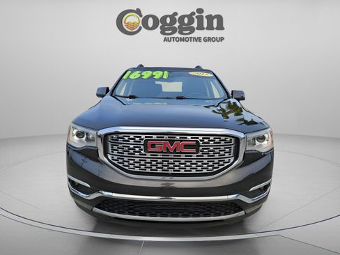 Used 2017 GMC Acadia Denali image 8