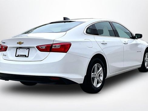 Used 2022 Chevrolet Malibu LS FWD image 5