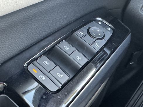 New 2026 Nissan Pathfinder SL AWD/4WD image 22