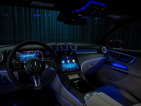 New 2026 Mercedes-Benz GLC 300 image 13