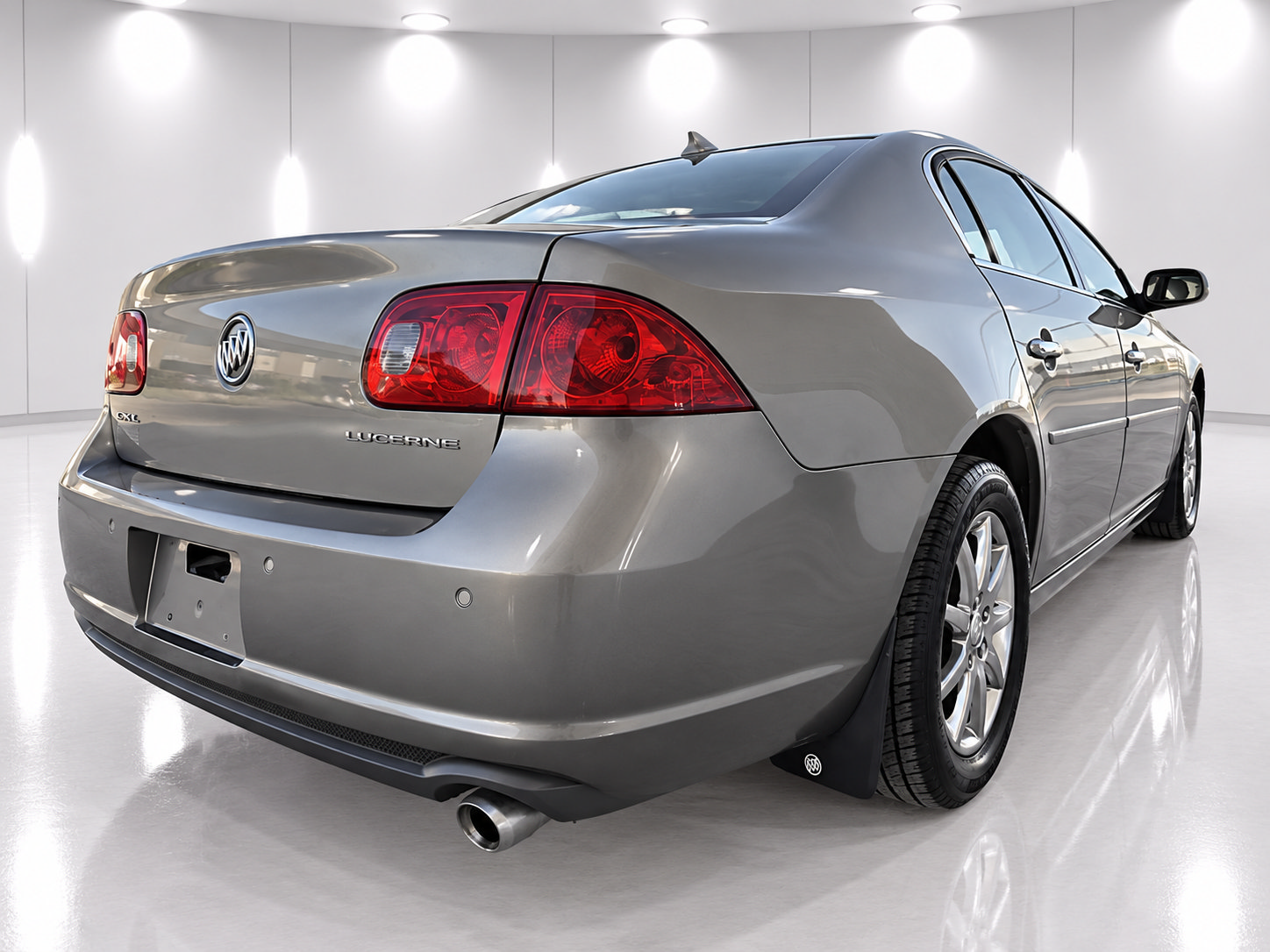 Used 2010 Buick Lucerne CX w/ CX Premium Appearance Package FWD image 5