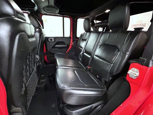 Used 2021 Jeep Wrangler Unlimited Rubicon 4xe w/ Safety Group AWD/4WD image 19