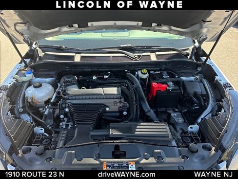 Certified 2024 Lincoln Corsair AWD image 28