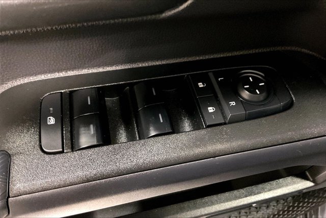 Certified 2025 Toyota 4Runner SR5 AWD/4WD image 40