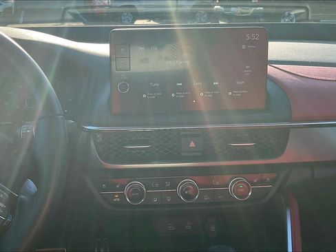 Used 2025 Acura ADX A-Spec image 9