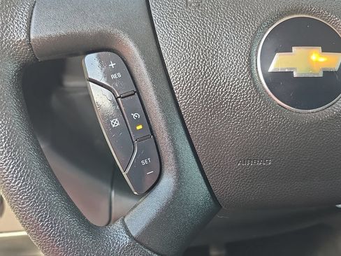 Certified 2023 Chevrolet Express 2500 w/ Driver Convenience Package RWD image 17