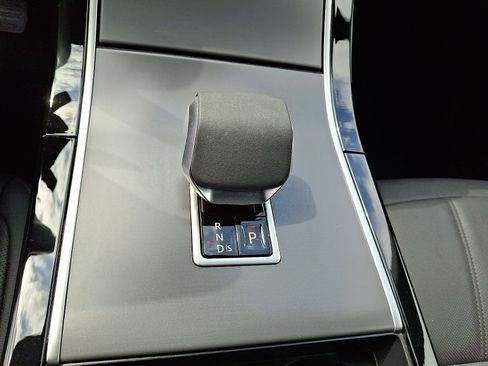 Used 2026 Land Rover Range Rover Evoque S AWD/4WD image 15