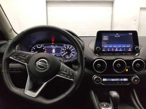Used 2020 Nissan Sentra SV FWD image 22