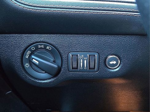 Used 2020 Dodge Challenger R/T Scat Pack image 22