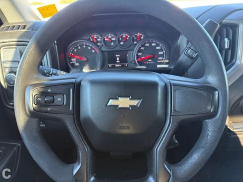 Used 2021 Chevrolet Silverado 1500 Custom image 25