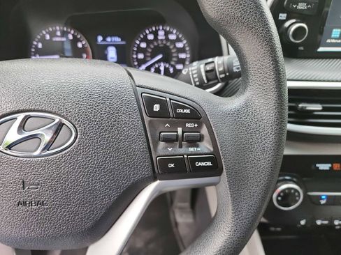 Used 2019 Hyundai Tucson Value FWD image 17