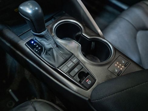 Used 2024 Toyota Camry XSE image 27