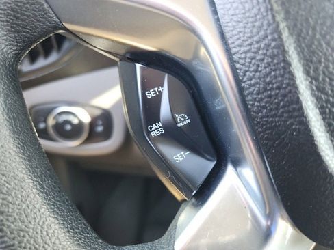 Used 2022 Ford Transit Connect XL image 34