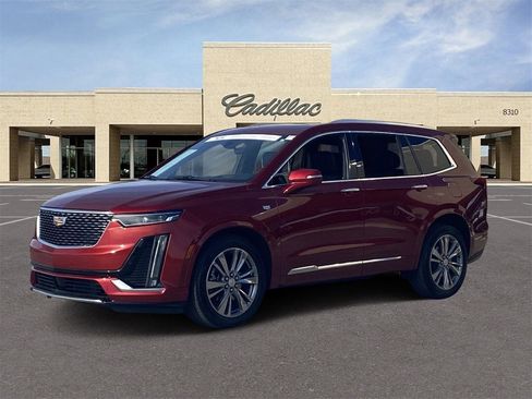 Certified 2025 Cadillac XT6 Premium Luxury w/ Platinum Package image 33