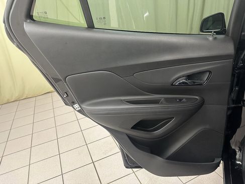 Used 2020 Buick Encore Preferred image 32