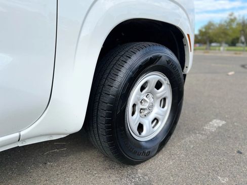 Used 2024 Nissan Frontier S w/ S Utility Package image 23